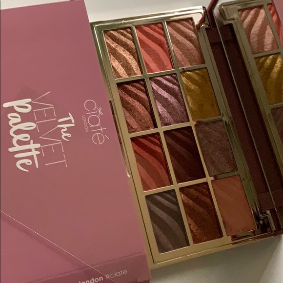 Ciate London 12-Pc🎨The Velvet Eyeshadow Palette Nude Natural No Makeup Pastel - Picture 3 of 13